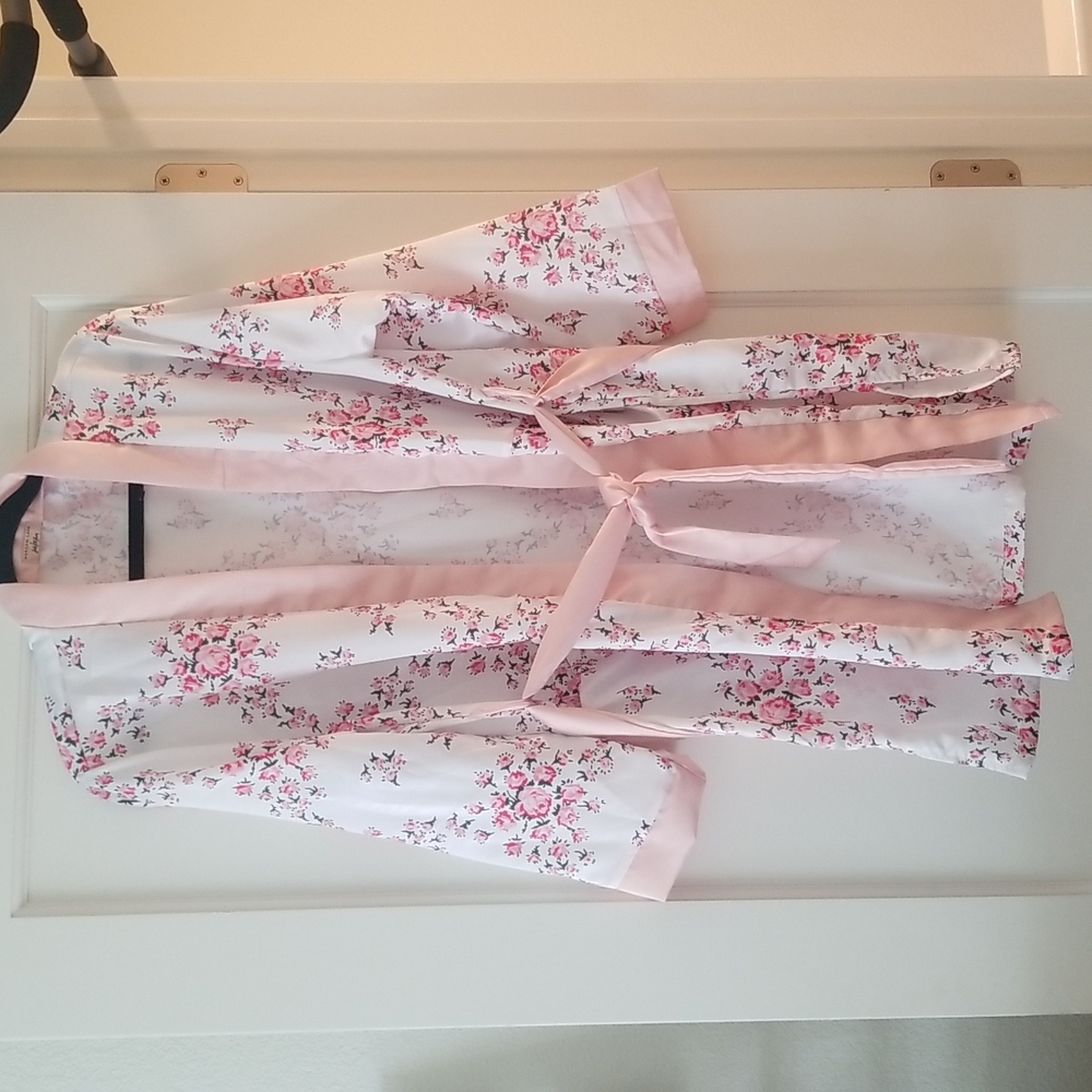 Morgan lane fab fit fun robe small/medium
